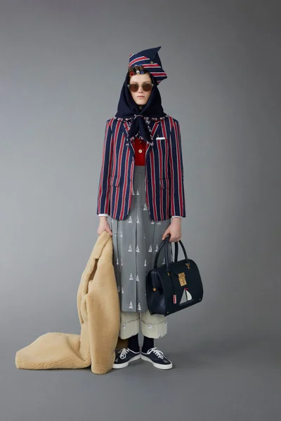 Look 27